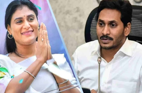 Jagan fully stopped communications with Sharmila?
