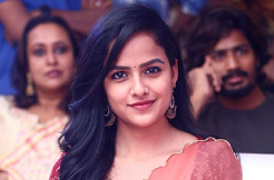 'Saknda': Sree Leela, Ram Pothineni are pulsating in 'Nee Chuttu Chuttu' 