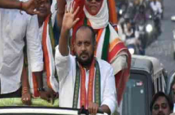 Congress candidate Sameer vows to secure Rs 5,000 crore package to Old City