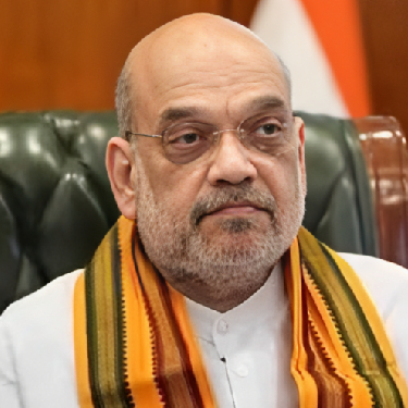 Amit Shah shifts his focus to TS; will he save BJP from drowning? 