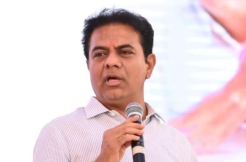 Telangana Polls: KTR brutally trolls Pawan Kalyan 