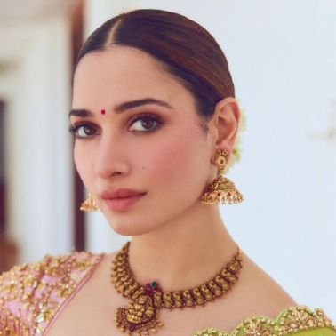 Glam Shot: Beautiful Tamannah in Traditional attire
