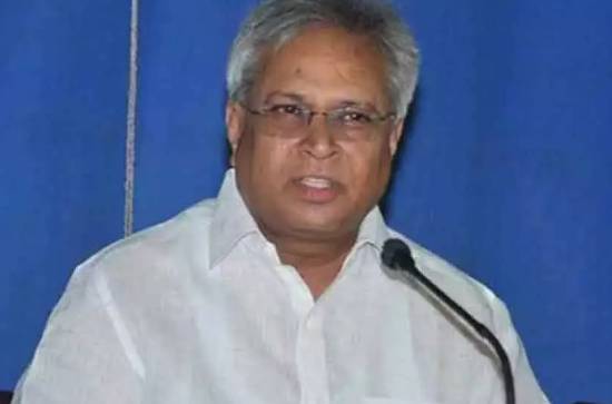 Vundavalli Arun Kumar opens a new mail for depositors of MCFPL to approach