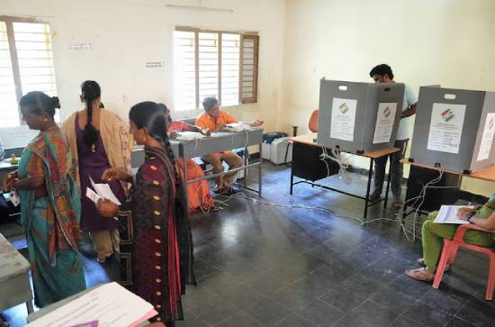 Telangana LS Poll Turnout: Surprisingly Good