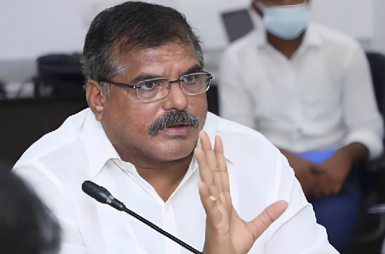 Botsa insults Telangana Education System
