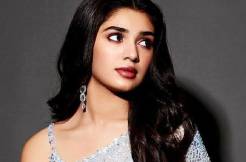 Glam Shot: Krithi Shetty in 'Love yourself' mode! 