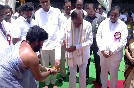 KCR at NIMS new block, KTR flays opposition