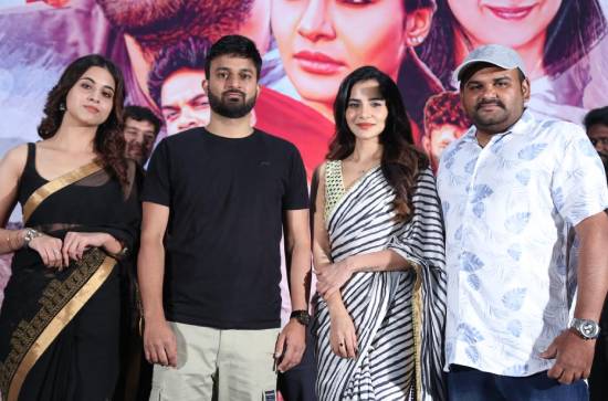 Bigg Boss Ashu Reddy plays a titular role in 'Padmavyuham Lo Chakradhari' 