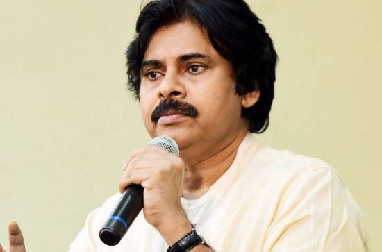 Pawan Kalyan takes a U-Turn on volunteer system 