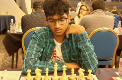 A big gift to these two chess players by KCR