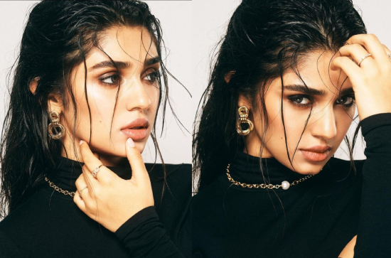 Glam Shot: Krithi Shetty brims with cuteness, hotness 