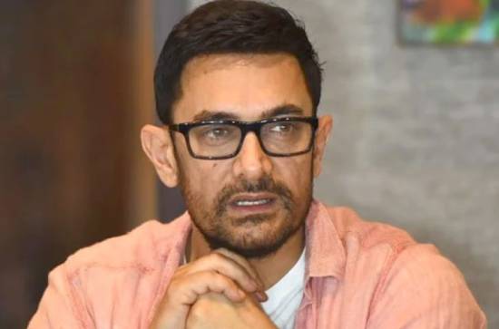 Did Aamir Khan really ask people to vote for Congress? Find out 