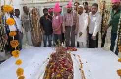 Ambedkar pays homage to Aurangazeb