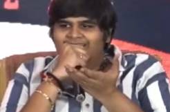 Journalist insults actress' looks, director hits back 