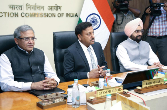 High turnout in Phase 1 of Lok Sabha Polls : ECI