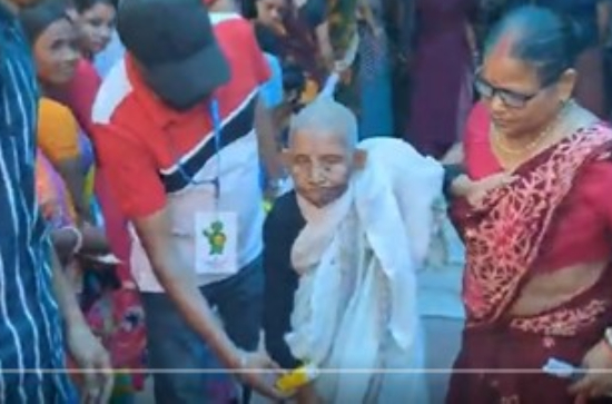Lok Sabha polls: 108 old senior citizen comes to vote in West Bengal
