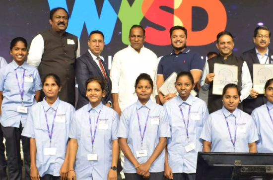 TS govt-Ratnadeep's MOU for retail aspirants