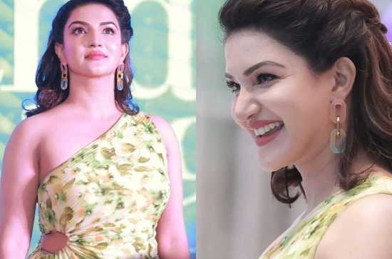 Honey Rose's candid pics are hard to miss