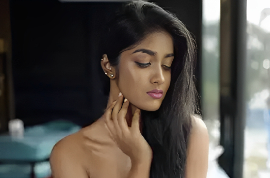 Dimple Hayati to shake a leg with Ram Charan, deets here