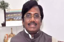 Breaking: Gaddam Vivek caught in Rs 100 crores scam