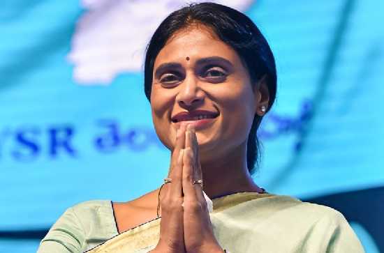 Sharmila hides, Cong exposes