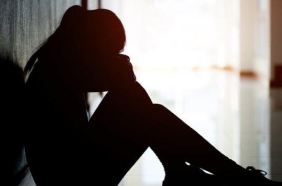 Shocking! Class 9 Indian girl sold her nudes online 