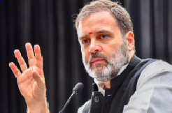 Rahul's war cry ' KCR Hatao'