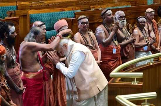 Adheenam saints are not Brahmins, say Netizens amid Parliament row  