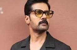 'Polimera' fame Kamakshi Bhaskarla teams up with Naveen Chandra 