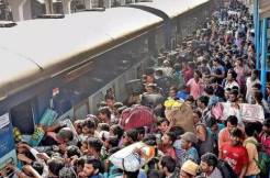 TG Polls: Massive crowds at bus stands, railway stations
