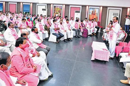 KCR to shuffle sitting MLAs