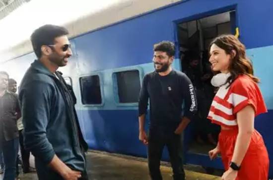 Train journey in Gopichand's movie to celebrate 'Venky'! 