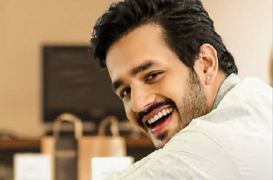 Akhil's market range in 2015 was greater than it is today