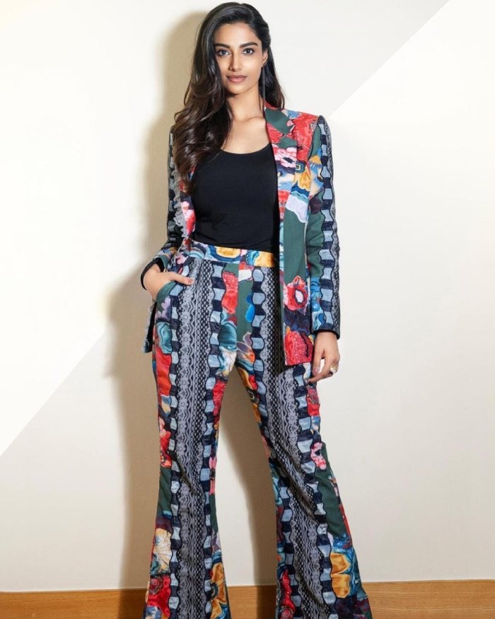 Meenakshi2