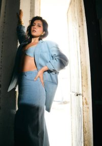Raasi_khannab3