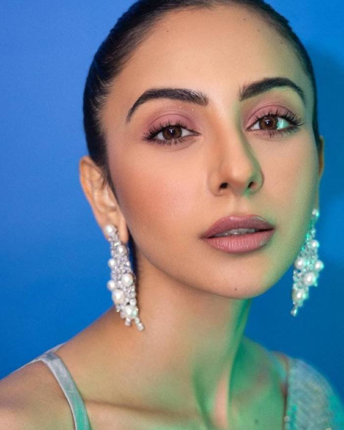 Rakul_Preet_Singhhs15