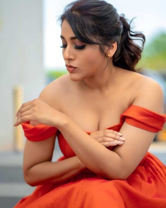 Rashmi-Gautam-6