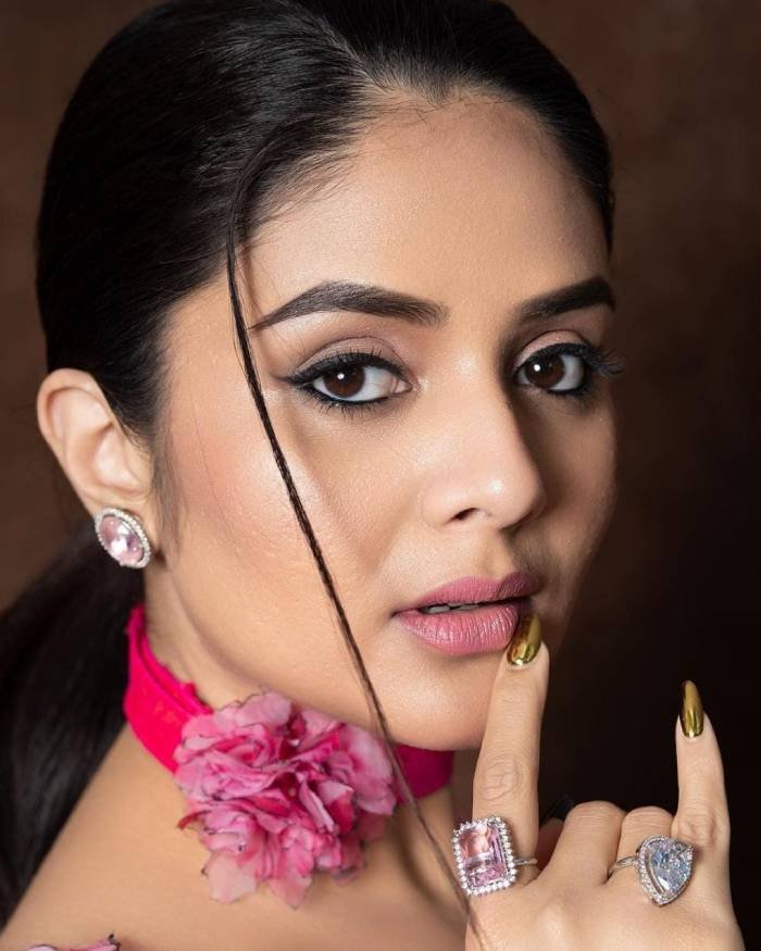 Sreemukhih1