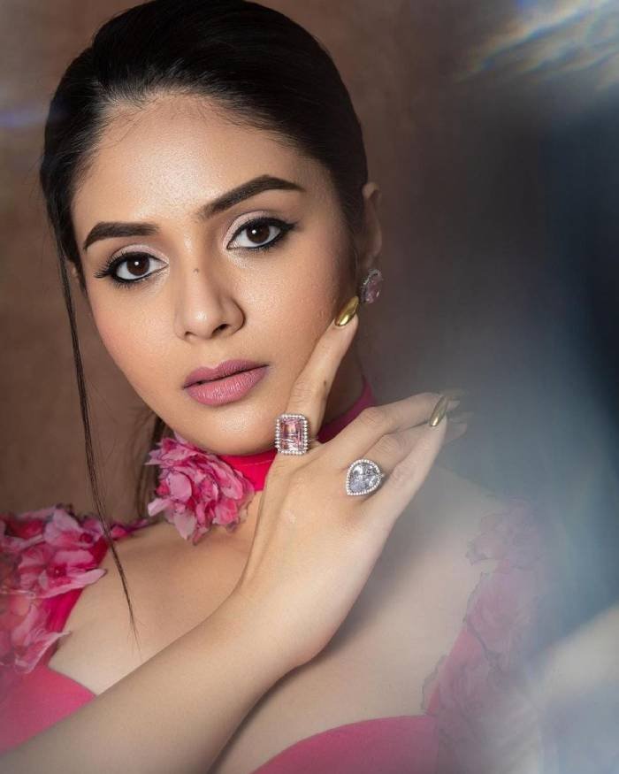 Sreemukhih4_1