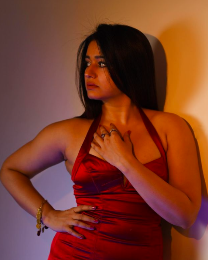 poonam_bajwa